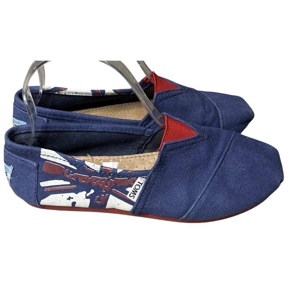 TOMS Classics Slip On Flats Blue Union Jack Flag Women's Size 7.5 Shoes